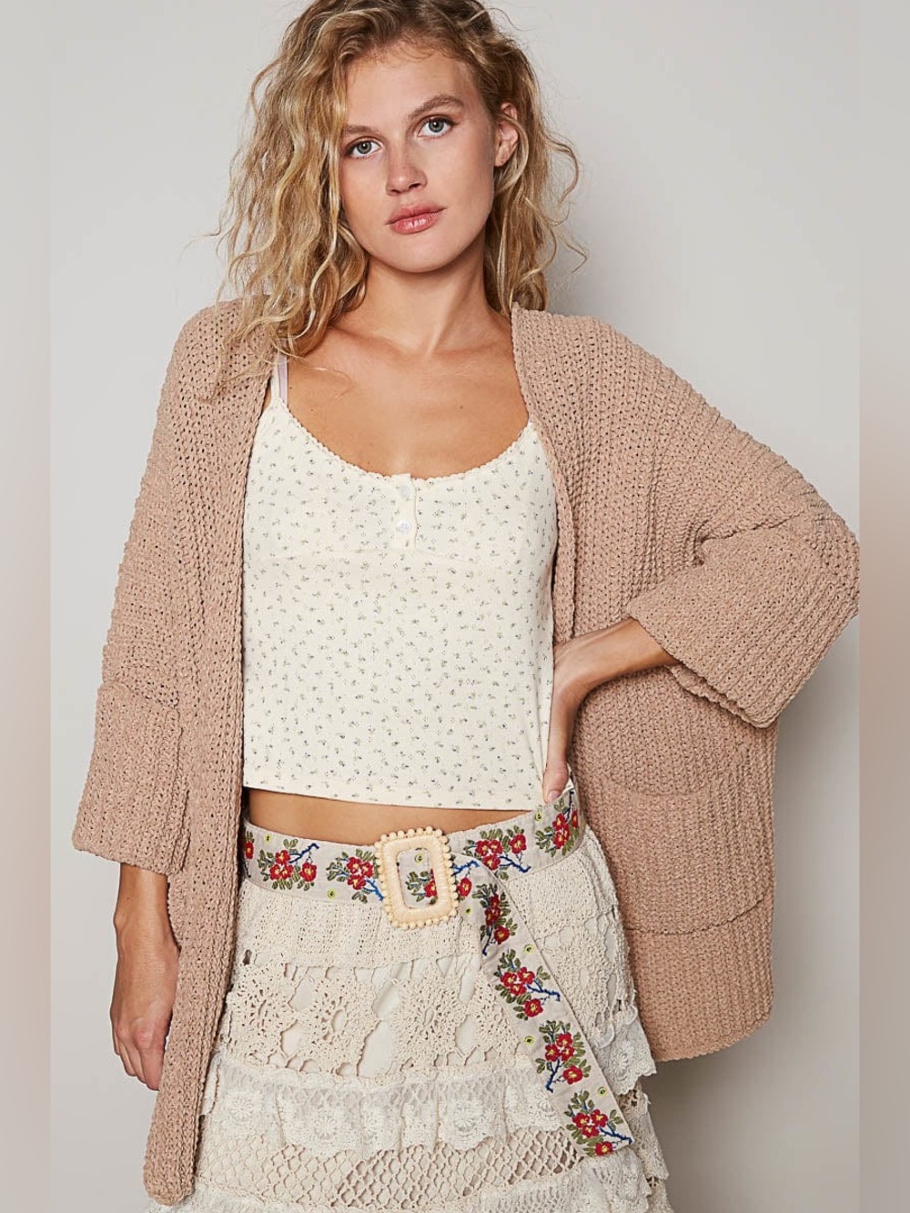 NWT Pol The Weekend Wanderer Taupe Cardi, L